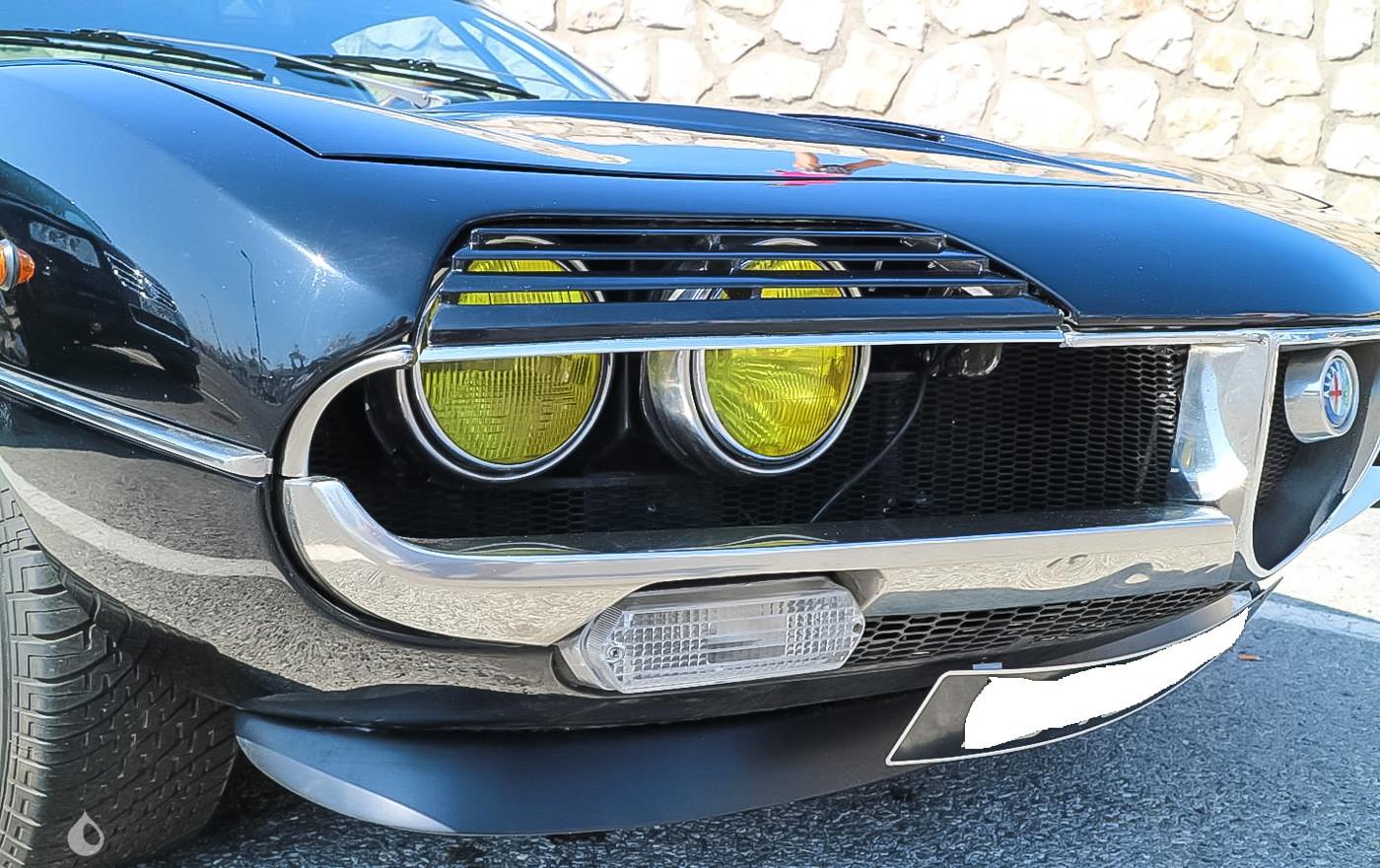 Alfa Romeo Montreal