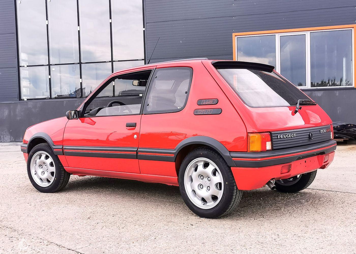 Peugeot 205 GTI