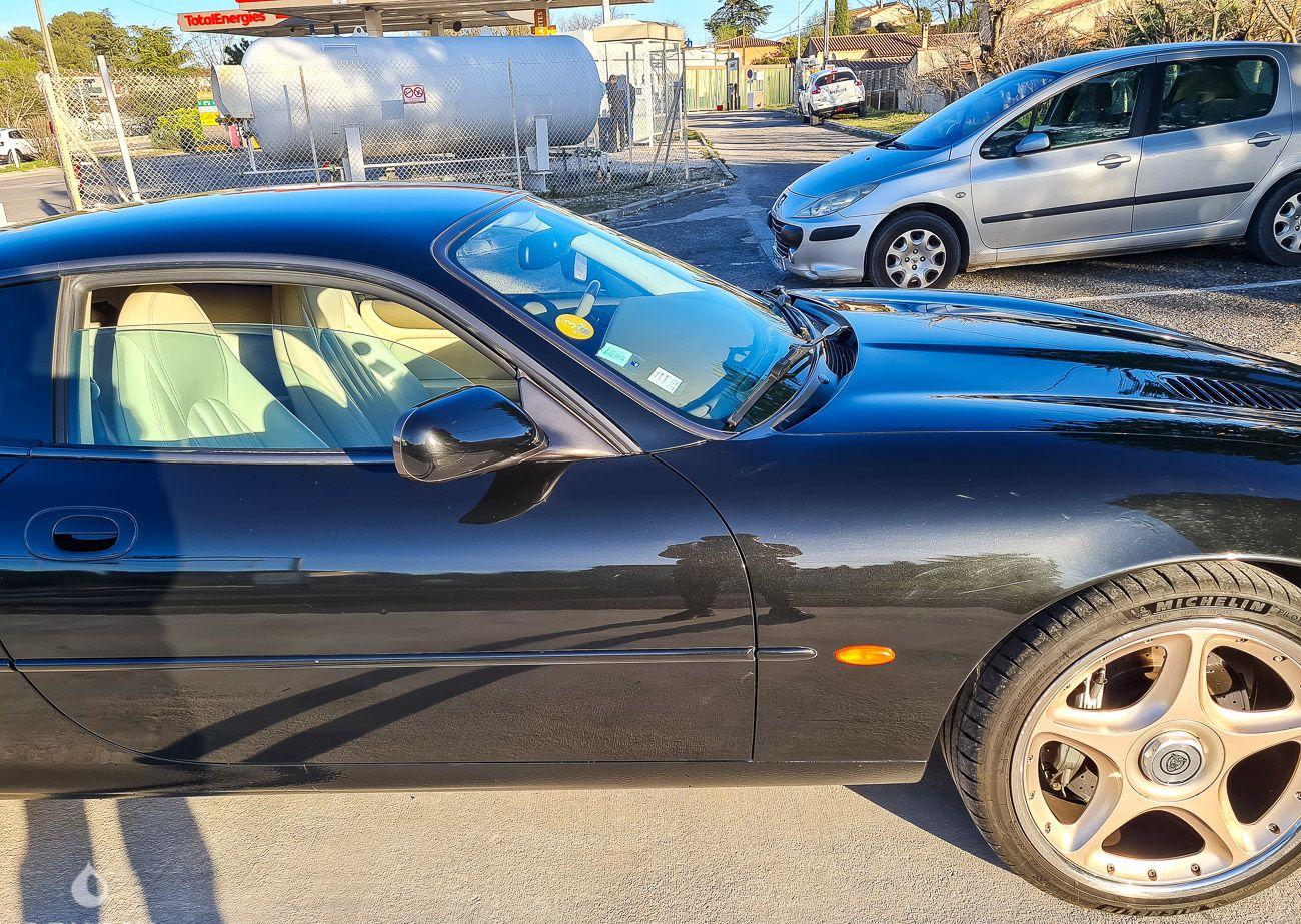 Jaguar XK / XK8 / XKR