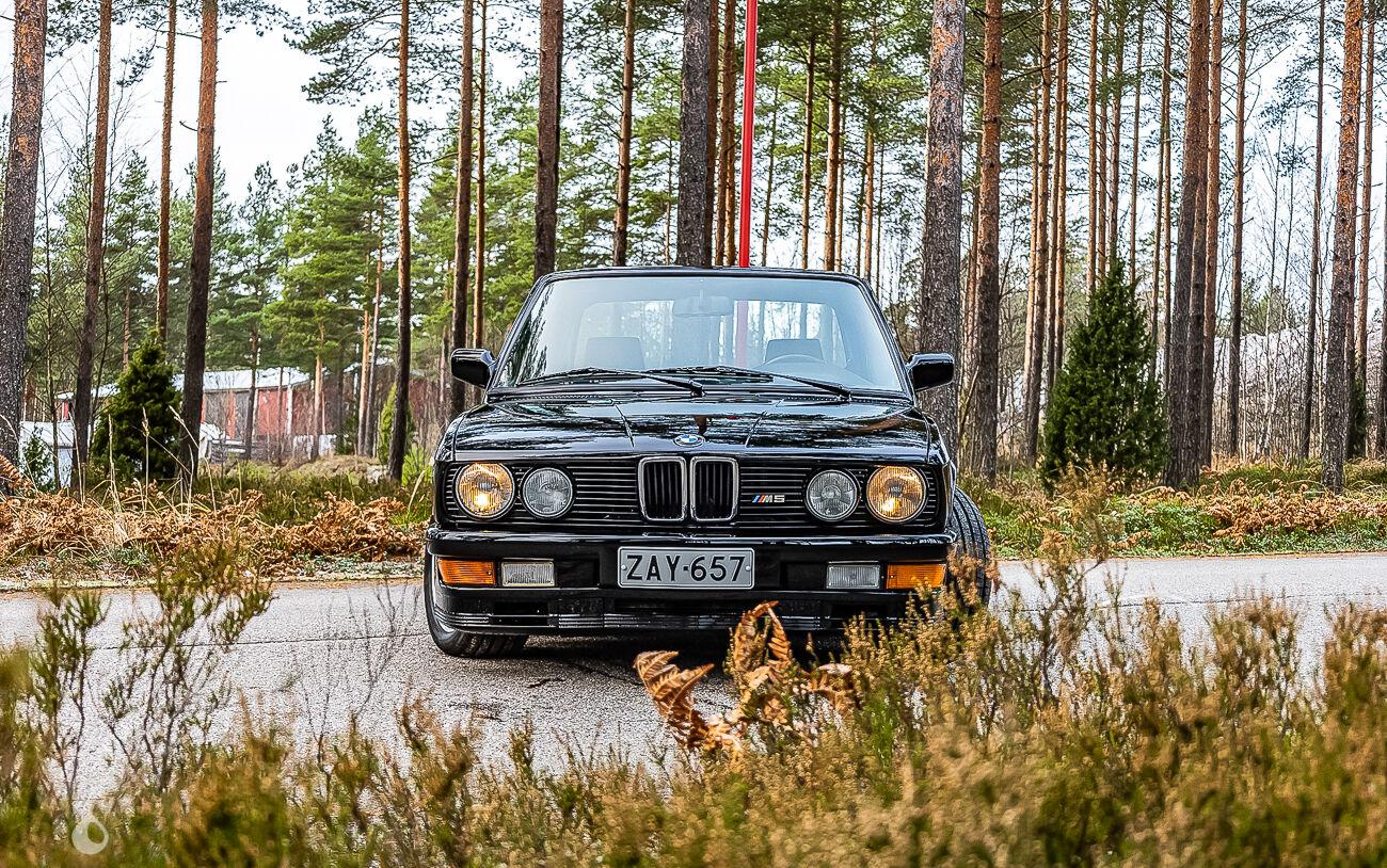 BMW M5 e28
