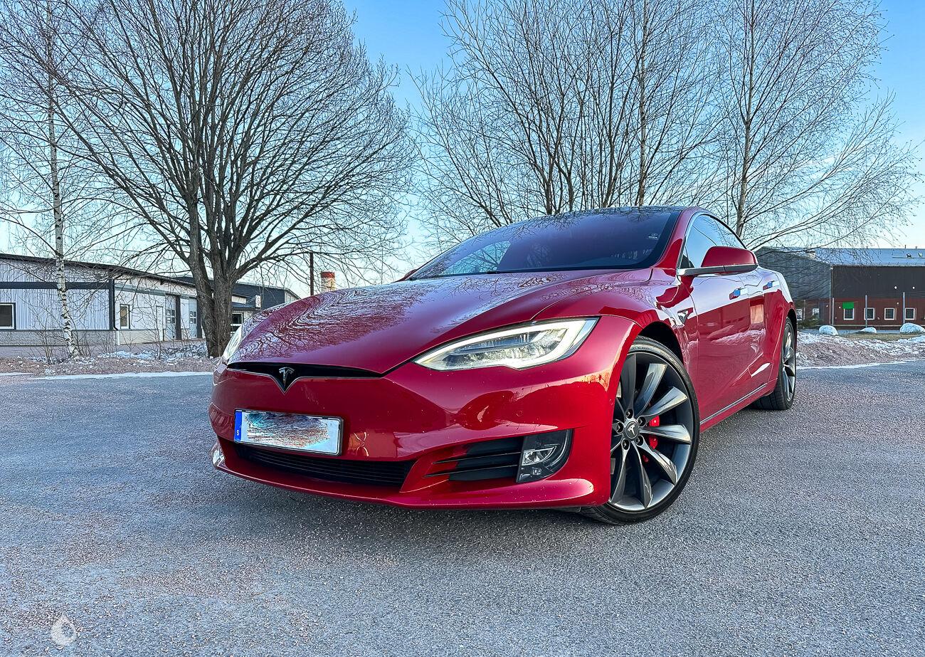 Tesla Model S