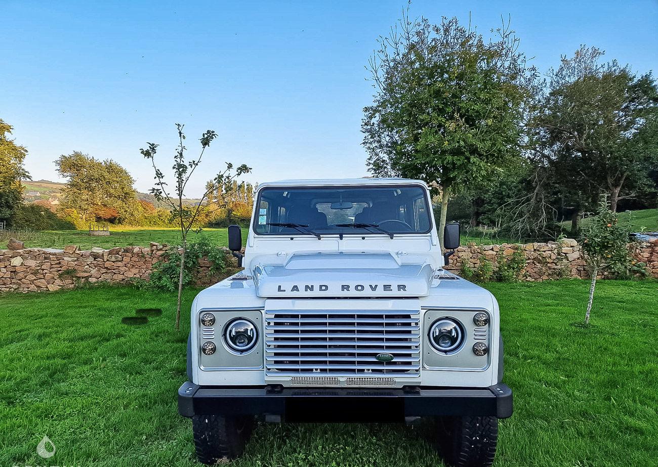 Land Rover Defender - Series I / II / III