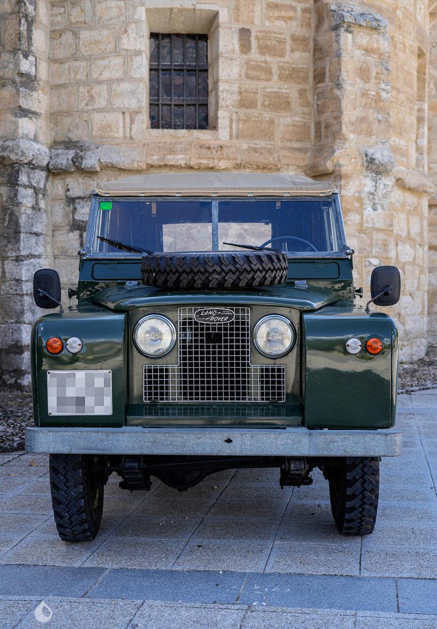 Land Rover Defender - Series I / II / III