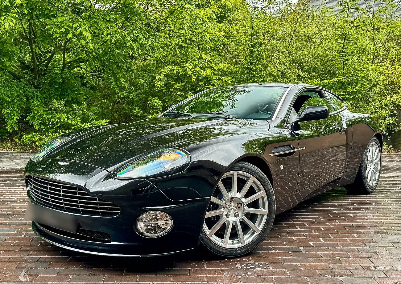Aston Martin Vanquish