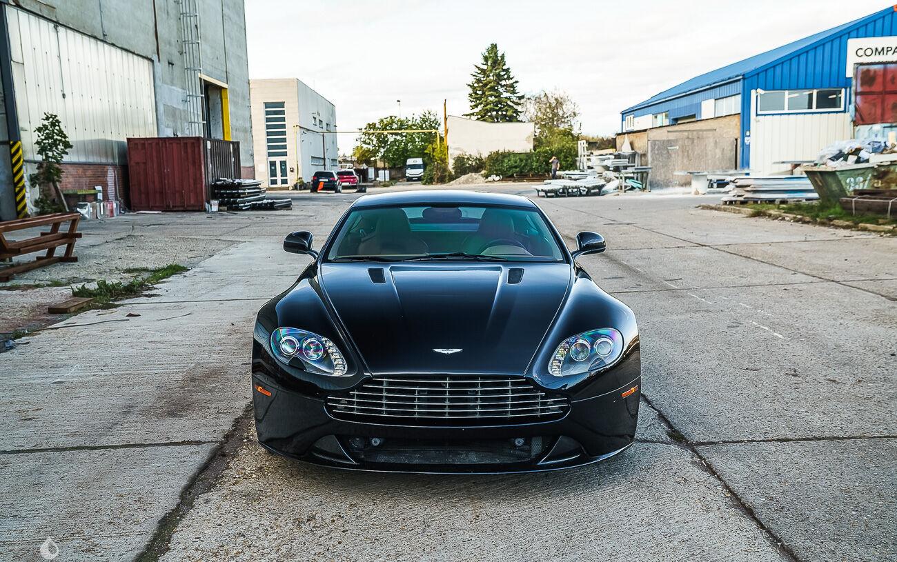 Aston Martin Vantage
