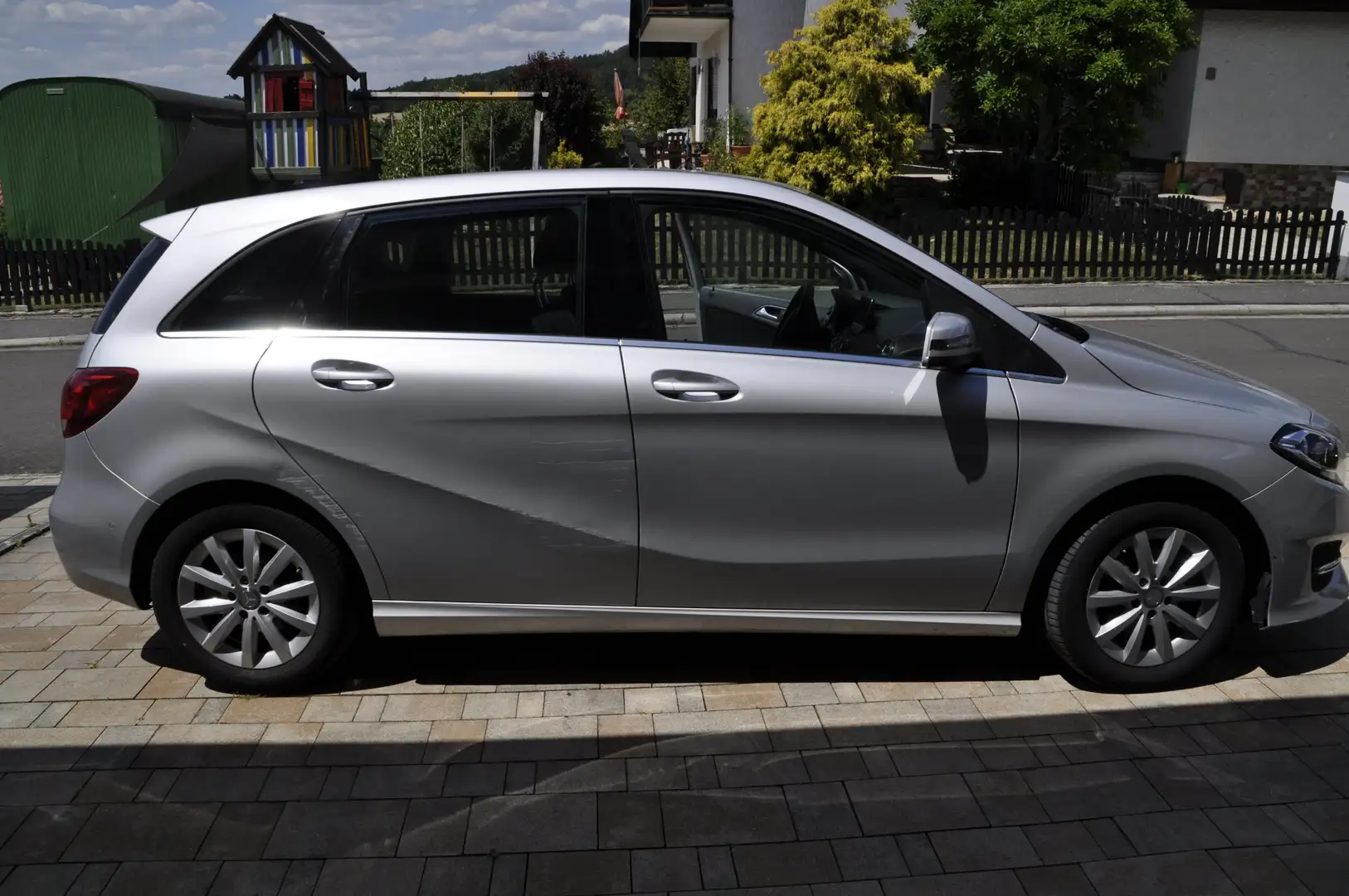 Mercedes-Benz B 180 (CDI) d