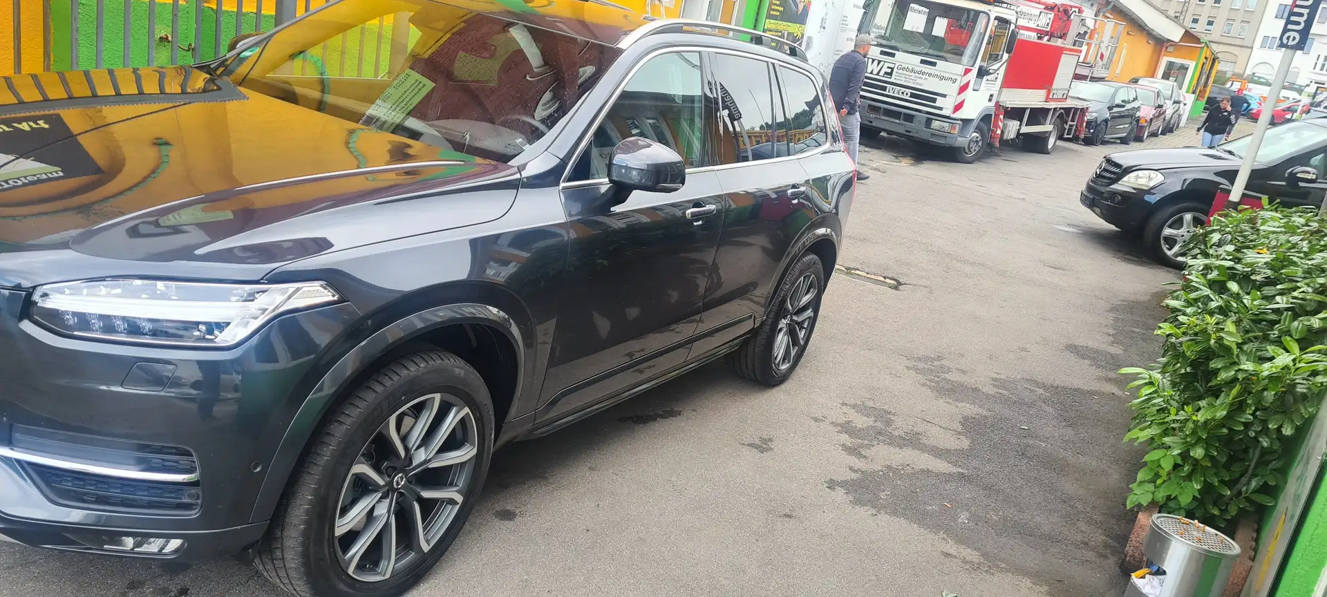 Volvo XC90 D5 AWD Geartronic Momentum