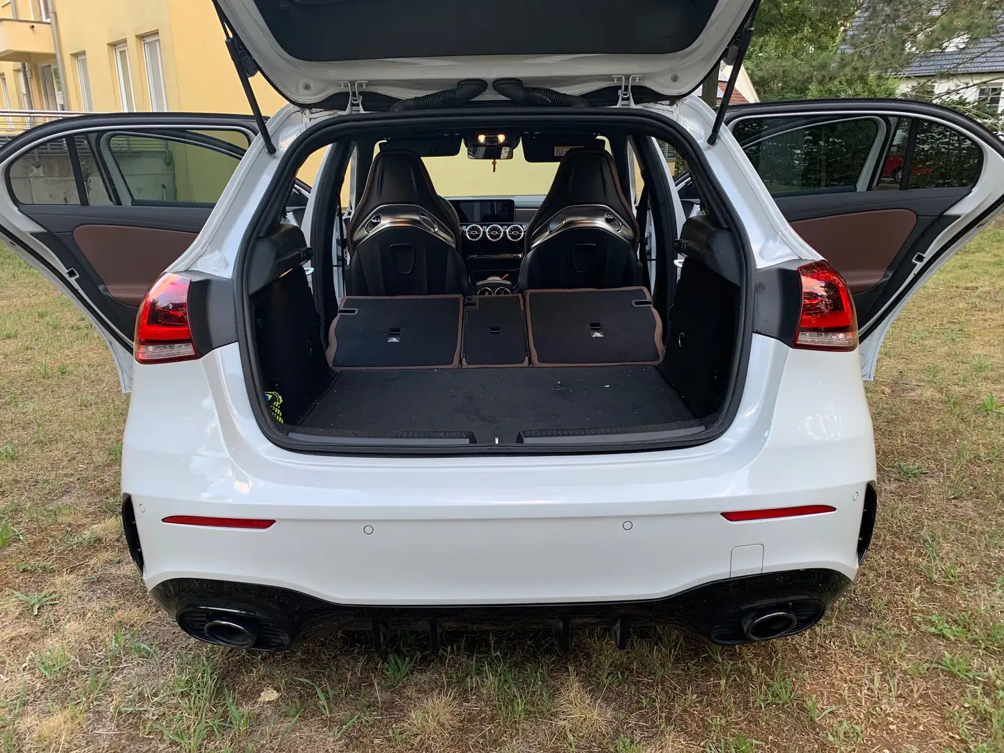 Mercedes-Benz A 35 AMG | RARIT&Auml;T-ALLE EXTRAS! | NP. 75.000 €URO |